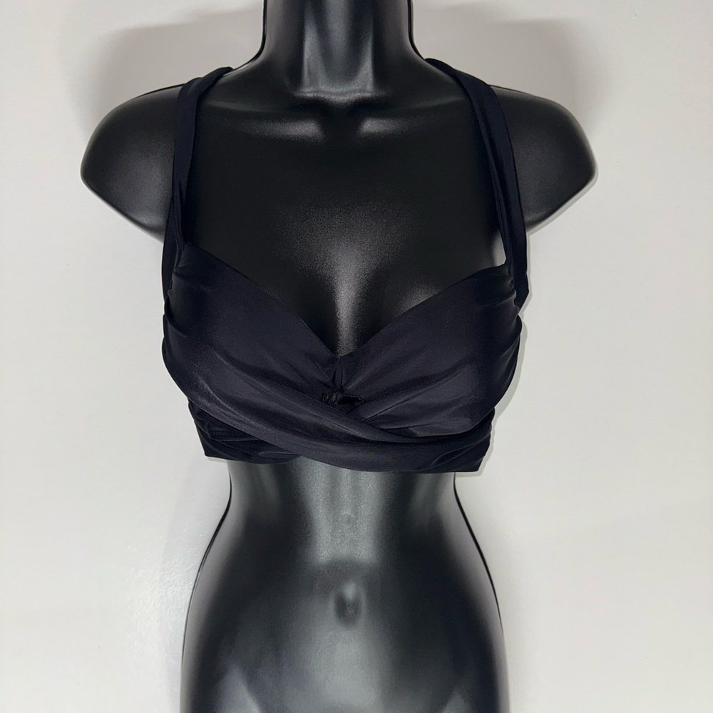 SHEIN | NWOT Black Medium Halter Bikini Top